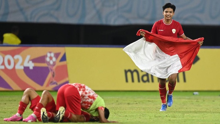 Indonesia Berhasil Menjuarai Piala AFF U-19,Seluruh Raktay Indonesia Merayakan Kemenangan Yang Sangat Di Tunggu Ini